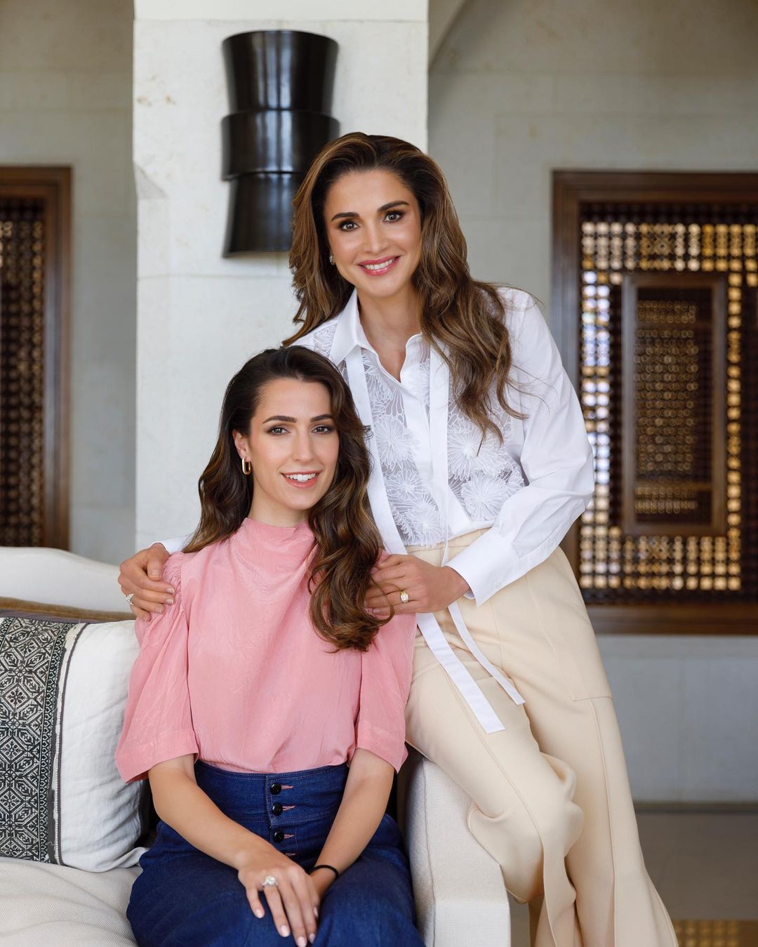 unseen photo of princess rajwa of jordan