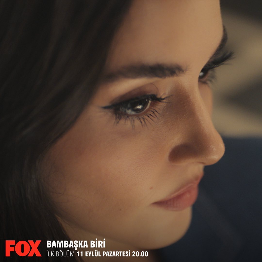 Bambaşka Biri trailer tanıtım videosu