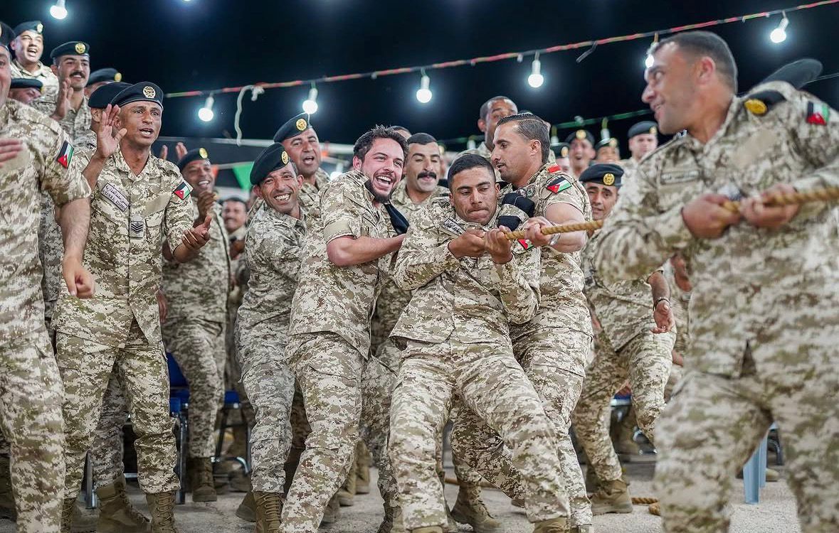 بمناسبة عيد ميلاده.. لماذا يعد الأمير الحسين الأقرب إلى جيل الشباب؟