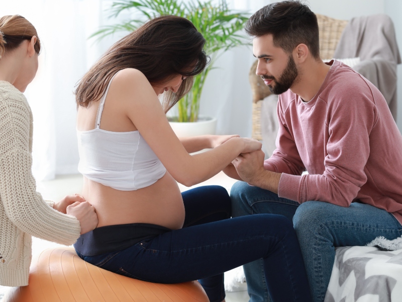 طبيب البوابة: 7 خيارات غير طبية لتخفيف أوجاع الولادة