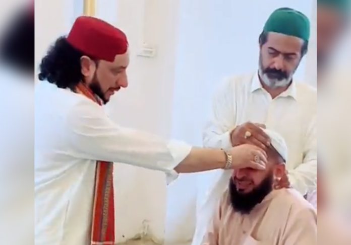 معالج شعبي في باكستان