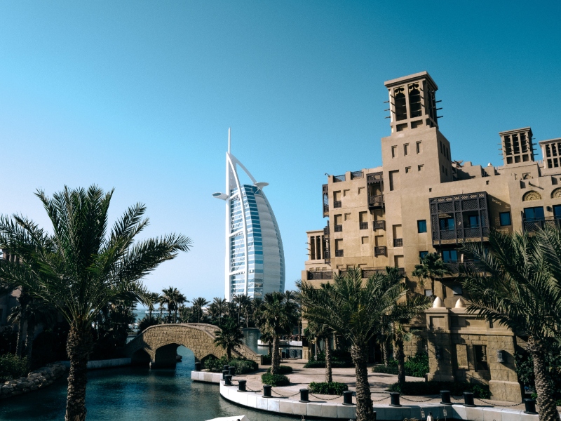 أفضل المقاهي ذات المناظر الخلابة في دبي