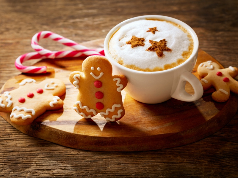 لاتيه خبز الزنجبيل النباتي (Gingerbread Latte)