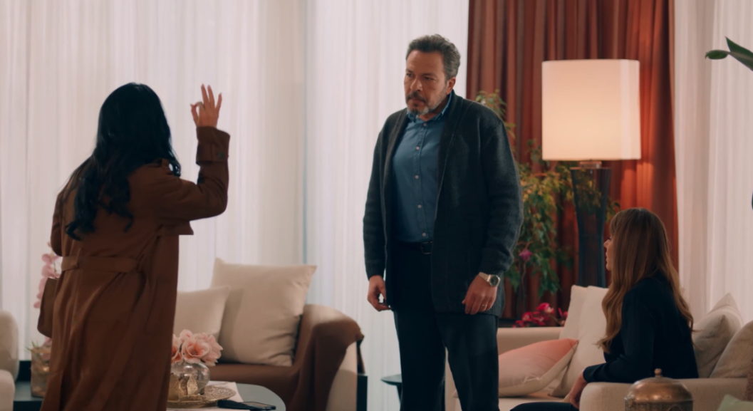 مسلسل حب ع ورق الحلقة 42 ... لين تستعيد ذاكرتها وتصفع أوس كف