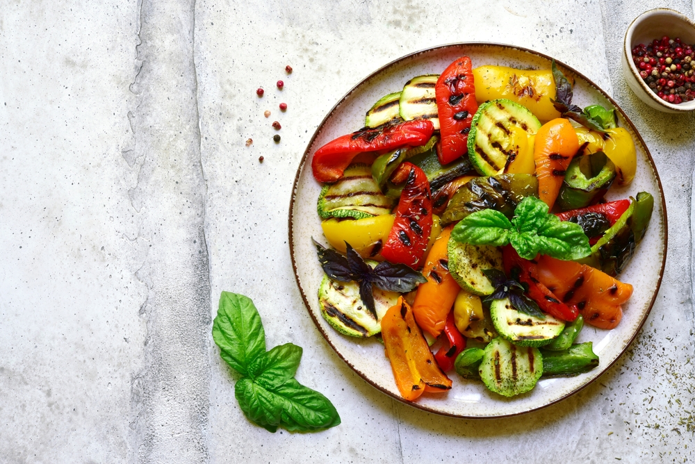 Eating vegetables before a meal
