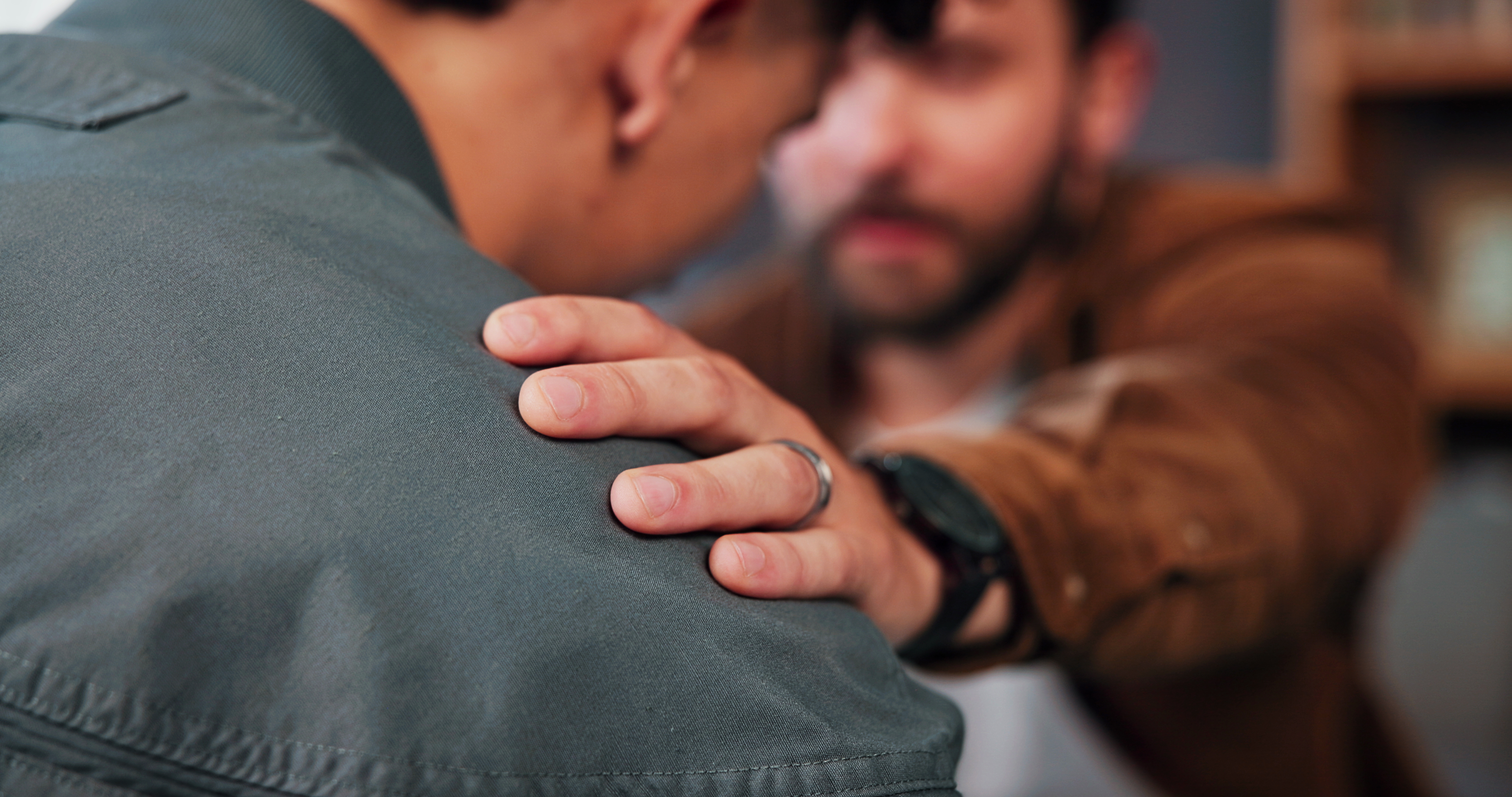 كيف يحافظ الرجل على شبابه؟...نصائح لحماية بشرة الرجل من الشيخوخة