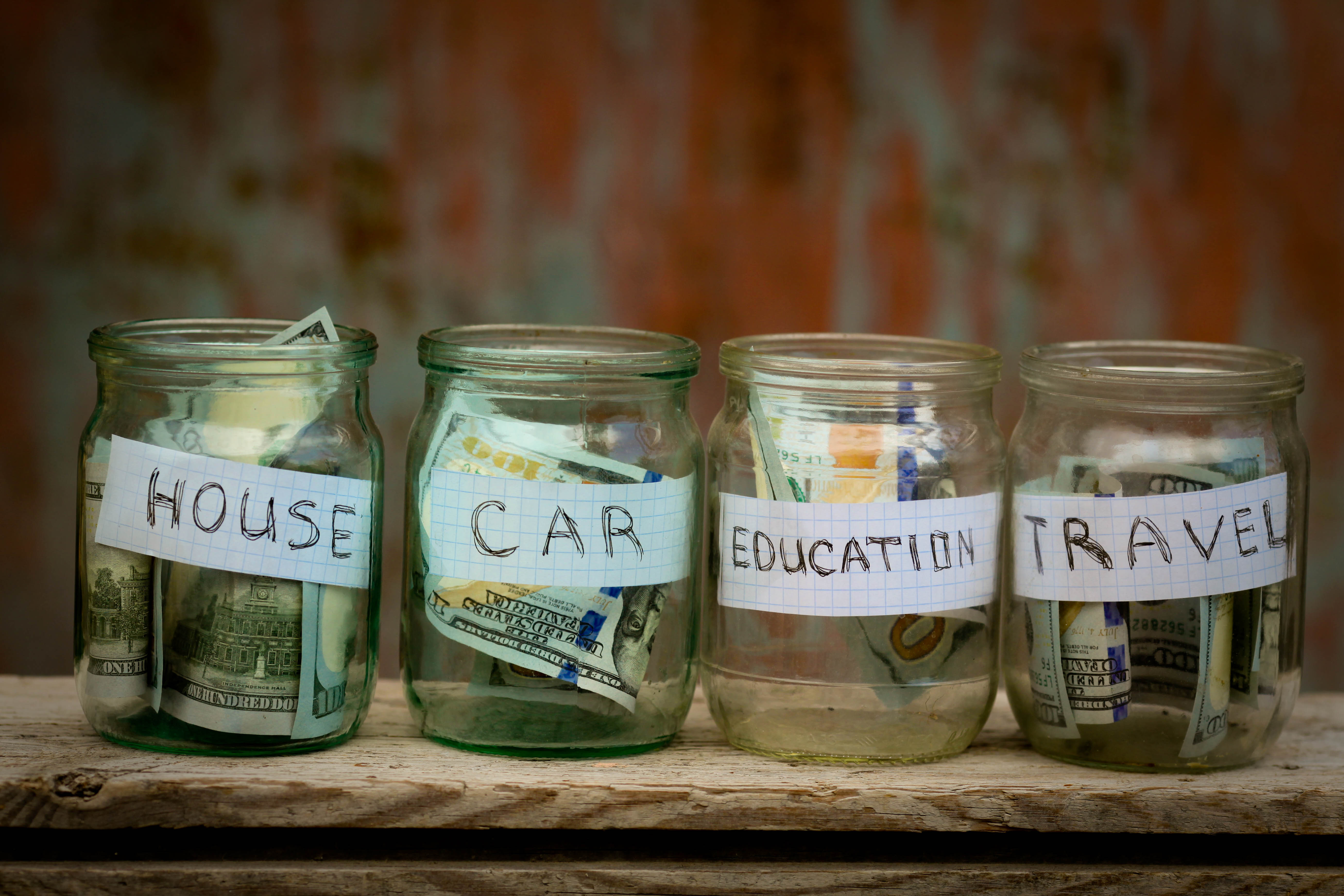 Easy Ways to Save Money Each Month