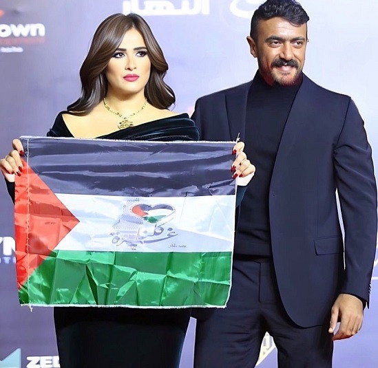 ياسمين عبد العزيز