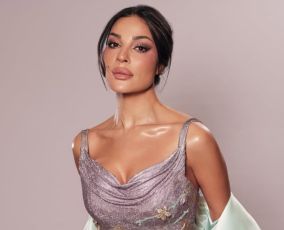 النجمة نادين نجيم تتألق بفستان من تمارا رالف في حفل Joy Awards