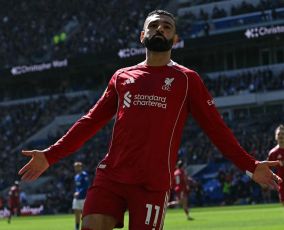 ليفربول يترقب جاهزية فيرتز وصلاح قبل مواجهة مصيرية في الدوري الإنجليزي