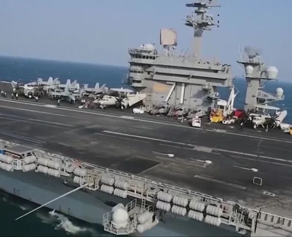 حاملة طائرات أميركية