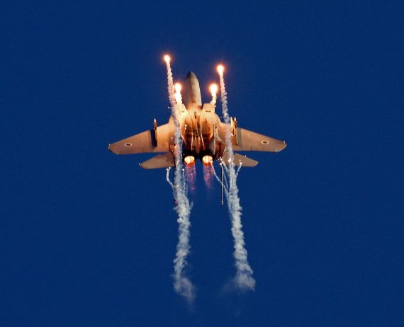 U.S. fighter jet shot down over Basra, Iraq amid escalating regional war