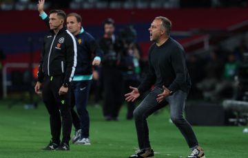 قبل الكلاسيكو.. فليك يعترف بخطئه ويعد بتغيير سلوكه بعد الطرد