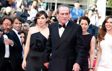 Tommy Lee Jones & Victoria Jones