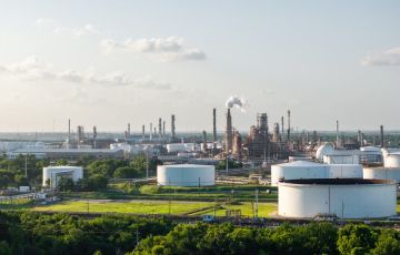 Oil prices soar amid Gulf tensions, IEA warns of potential $100 Brent spike