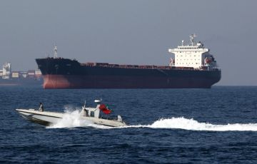 ناقلة