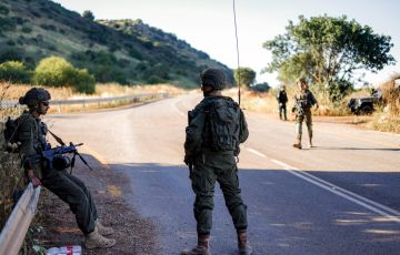 Israeli soldiers at a checkpoint in Lebanon