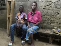 In front of chess boards in Lagos, children are busy, concentrating. They are thinking about the next move they will make, as part of a project that is supposed to bring hope to a slum in Nigeria's megapolis.  PIUS UTOMI EKPEI / AFP