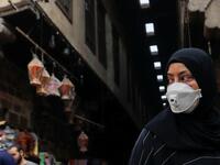 مصر: يُعاقب كل من يخالف بغرامة لا تجاوز أربعة آلاف جنيه (246 دولار أمريكي).
