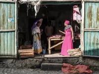Hundreds have died in nearly three weeks of hostilities that analysts worry could draw in the broader Horn of Africa region, though Abiy has kept a lid on the details, cutting phone and internet connections in Tigray and restricting reporting. EDUARDO SOTERAS / AFP