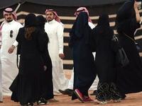 يجب على الجهات المعنية في القطاع الحكومي، والقطاع الأهلي، وضع التدابير اللازمة للوقاية من التحرش ومكافحته في إطار بيئة العمل في كل منها.