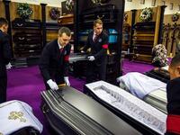 Funeral Exhibition Kicks off in Moscow