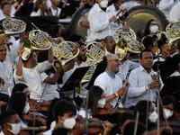 Venezuelan musicians form the world's largest orchestra