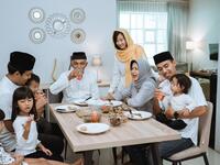 تفسير حلم رؤية إفطار الصائم قبل الأذان بالتفصيل