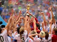 النسخة السابعة: توّج المنتخب الأمريكي بلقب كأس العالم للسيدات 2015 بعد فوزه المنتخب الياباني بنتيجة 0-2 في البطولة التي أقيمت في كندا.