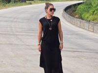 ديمة قندلفت تتألق بإطلالة طبيعية في أحضان سلطنة عُمان