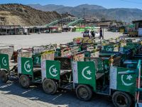 Deadly Pakistan–Afghanistan border clashes escalate, dozens killed 