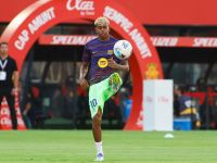 الهلال السعودي يقدم عرضًا بقيمة 400 مليون يورو للتعاقد مع لامين يامال