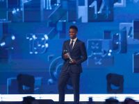 "ذا بيست" 2025: الموعد، القنوات الناقلة، وقوائم المرشحين الأبرز في ليلة التتويج