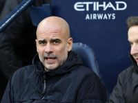 غوارديولا يلمّح لرحيل مفاجئ من مانشستر سيتي قبل إغلاق السوق
