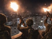 احتفال دموي: إطلاق نار عشوائي على السكان في غزة