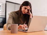 كيف تتغلب على الملل في العمل وتستعيد حماسك؟