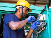 أزمة عمالة تدفع روسيا نحو الهند (shutterstock)