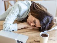 أسباب خفية وراء تعبكِ اليومي المستمر