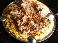 أكلات تقدم في يوم العلم الأردني