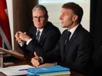 الرئيس الفرنسي وستارمر