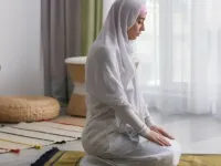 حلم الصلاة للعزباء