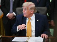 Trump in the Oval Office