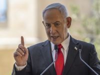 Netanyahu on edge as new polls shake his grip on power