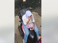 في وضح النهار على دراجة نارية في الإسكندرية