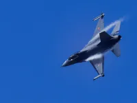 F-16 fighter jet