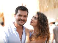 Alperen Duymaz & Özge Yağız