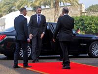 Iraqi President Barham Saleh (R) receives the King of Spain Felipe VI in the capital Baghdad on January 30, 2019. King Felipe visited special forces helping Iraq fight terrorists, during the first trip by a Spanish monarch to the war-ravaged country in four decades, a diplomat said.
AHMAD AL-RUBAYE / AFP