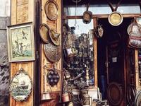 Shop with traditional art (Instagram)