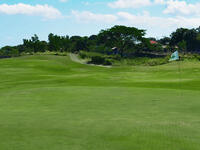 Positioned at the heart of Cavite, Sherwood Hills is one of the Philippines most prestigious golf courses. Thriving to be a natural layout, this Jack Nicklaus signature course is highly maintained to be the host of a tournament at any given moment. Also, the layout is perfect for all player skill sets.