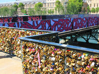 Paris bridge love locks graffiti